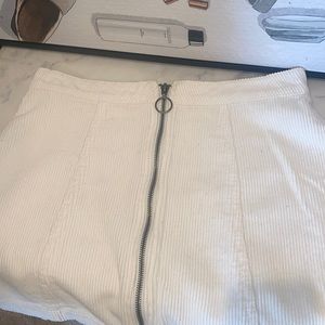 New with tags white corduroy skirt with zipper.